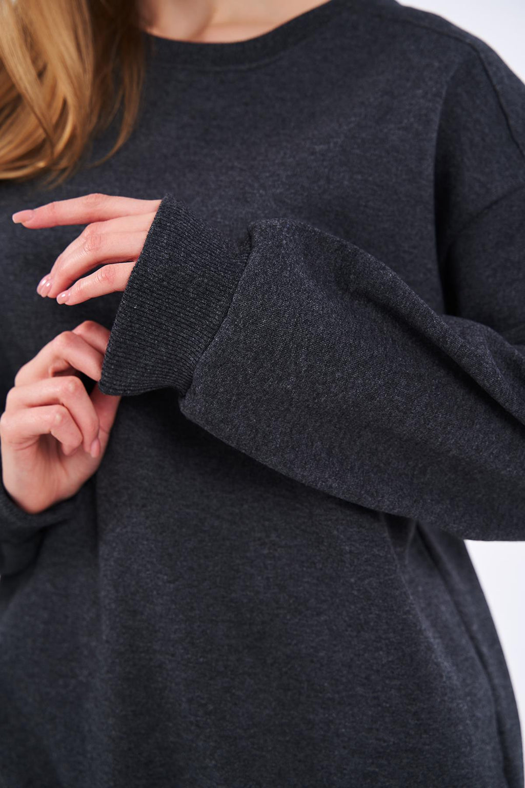 Antrasit Kadın Pamuklu Oversize Basic Bisiklet Yaka Sweatshirt