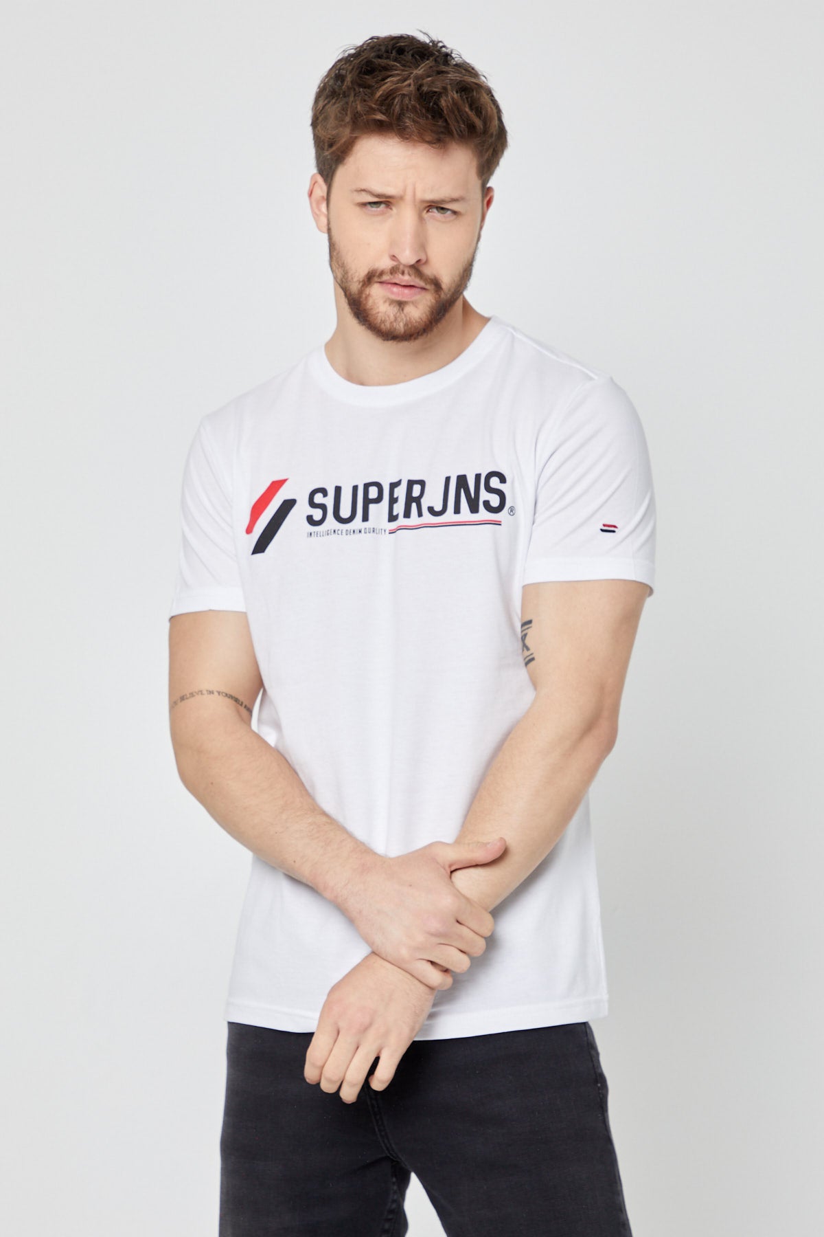 COMEOR ERKEK Beyaz Önü Yazı Baskılı Kısa Kollu Bisiklet Yaka  Basic Slim Fit T-Shirt