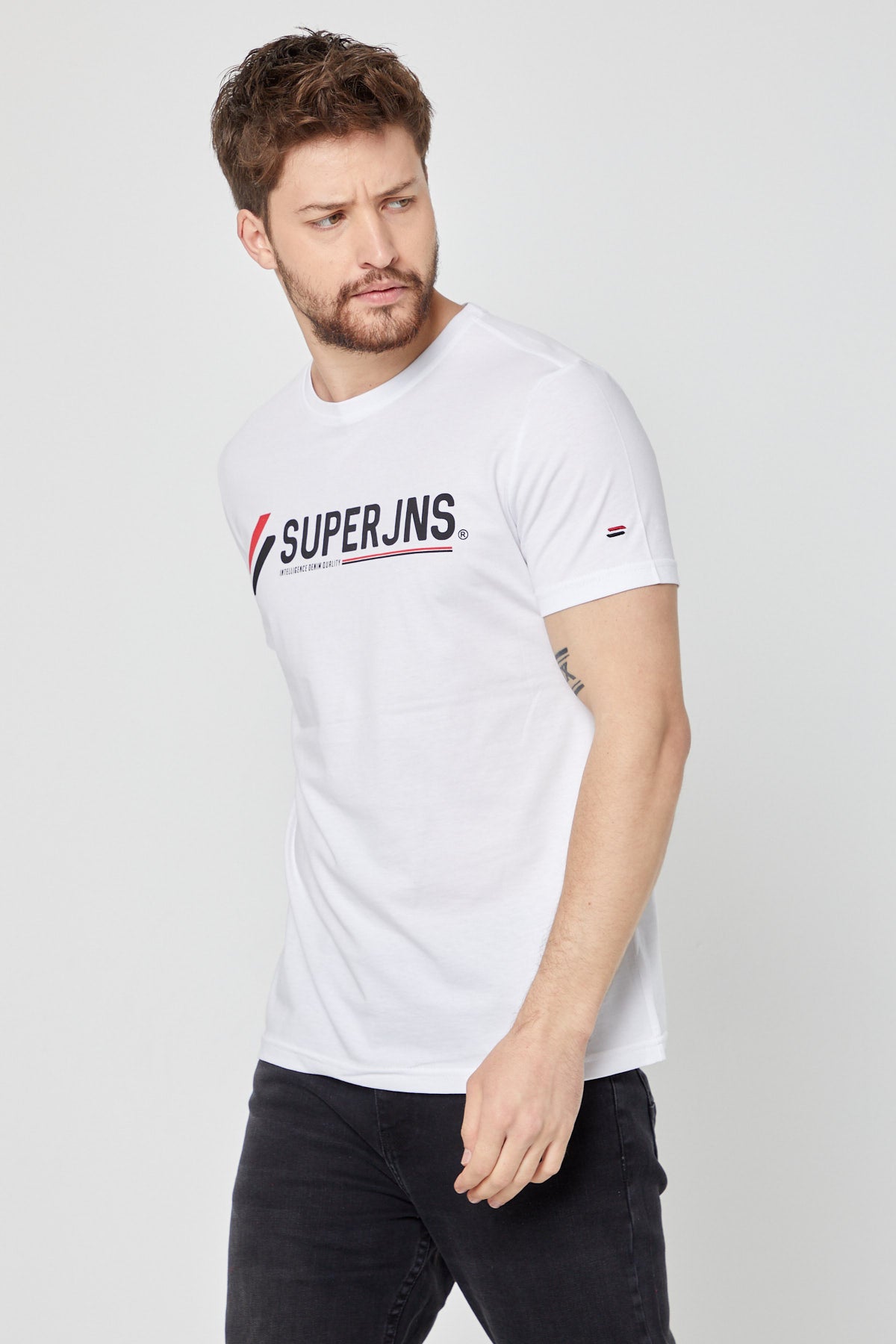 COMEOR ERKEK Beyaz Önü Yazı Baskılı Kısa Kollu Bisiklet Yaka  Basic Slim Fit T-Shirt