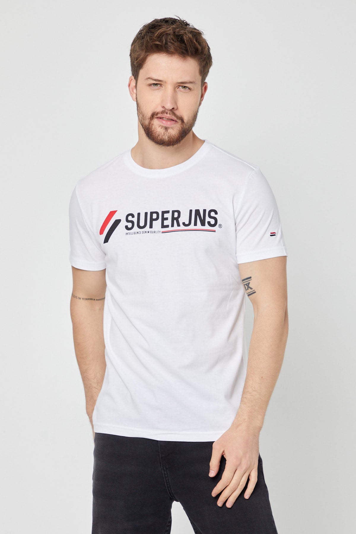 COMEOR ERKEK Beyaz Önü Yazı Baskılı Kısa Kollu Bisiklet Yaka  Basic Slim Fit T-Shirt