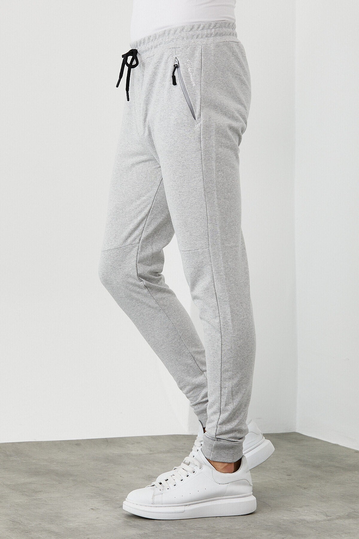 COMEOR Erkek Gri Slim Fit Jogger Cep Nakış Fermuar Detaylı Eşofman Altı