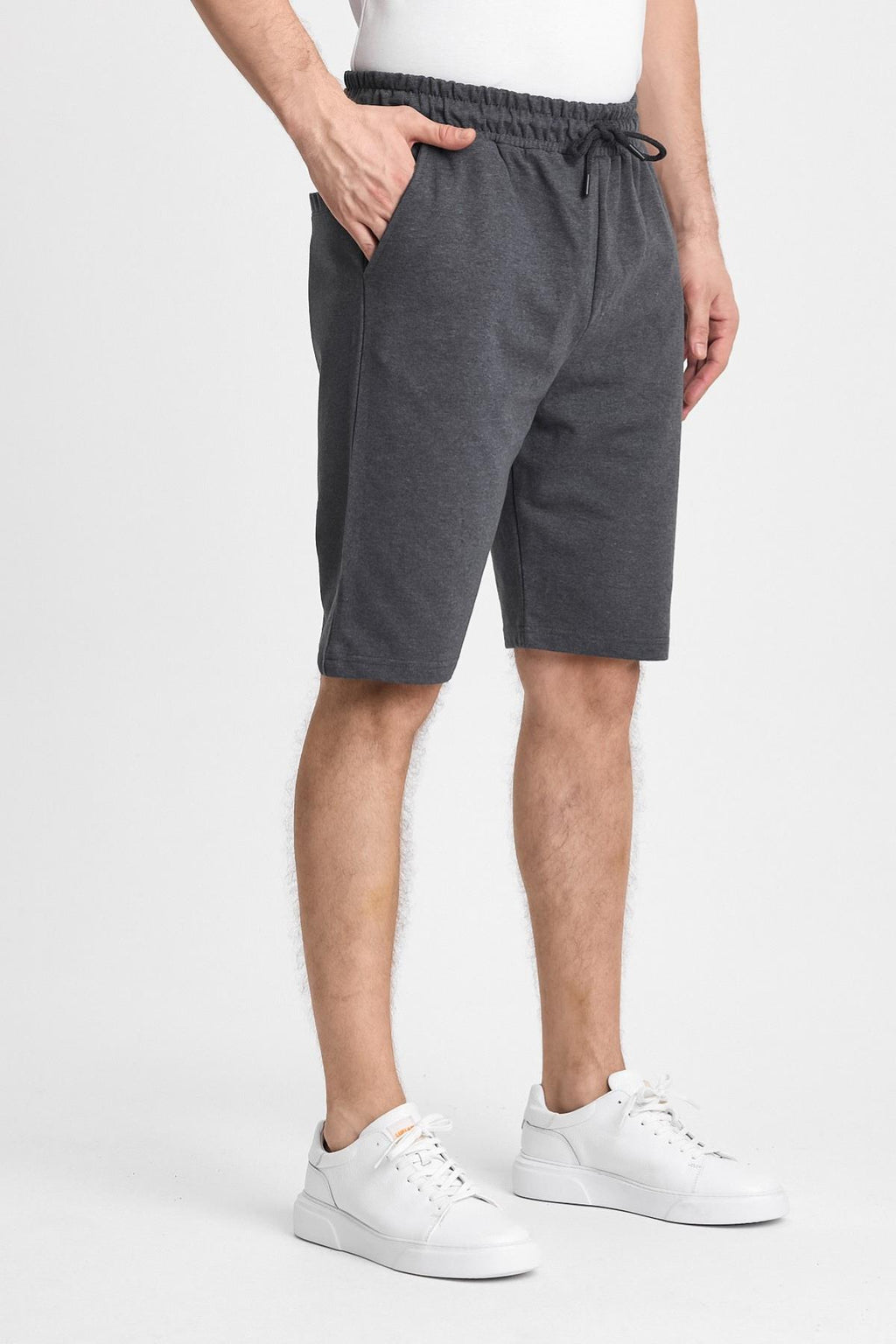 Erkek Antrasit Şort - Yan Cepli Beli Lastikli Regular Fit Rahat Kesim