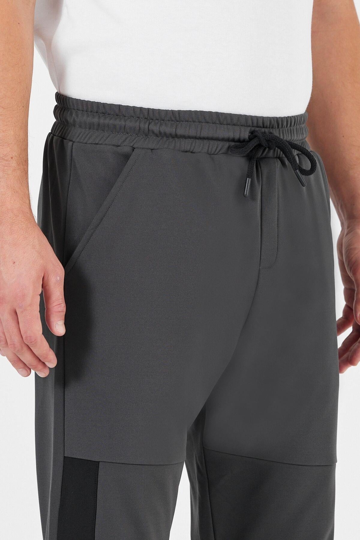 Erkek Siyah-Antrasit Standart Fit Normal Kesim Paça Ribanalı Cepli Rahat Jogger 2'li Eşofman Altı CMRE101-2