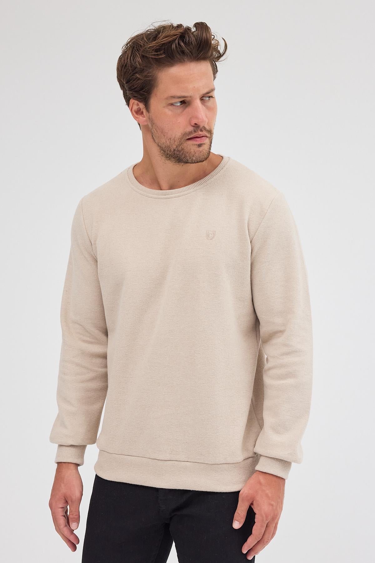 Erkek Bej Standart Fit Normal Kesim Pamuklu Basic Bisiklet Yaka Sweatshirt