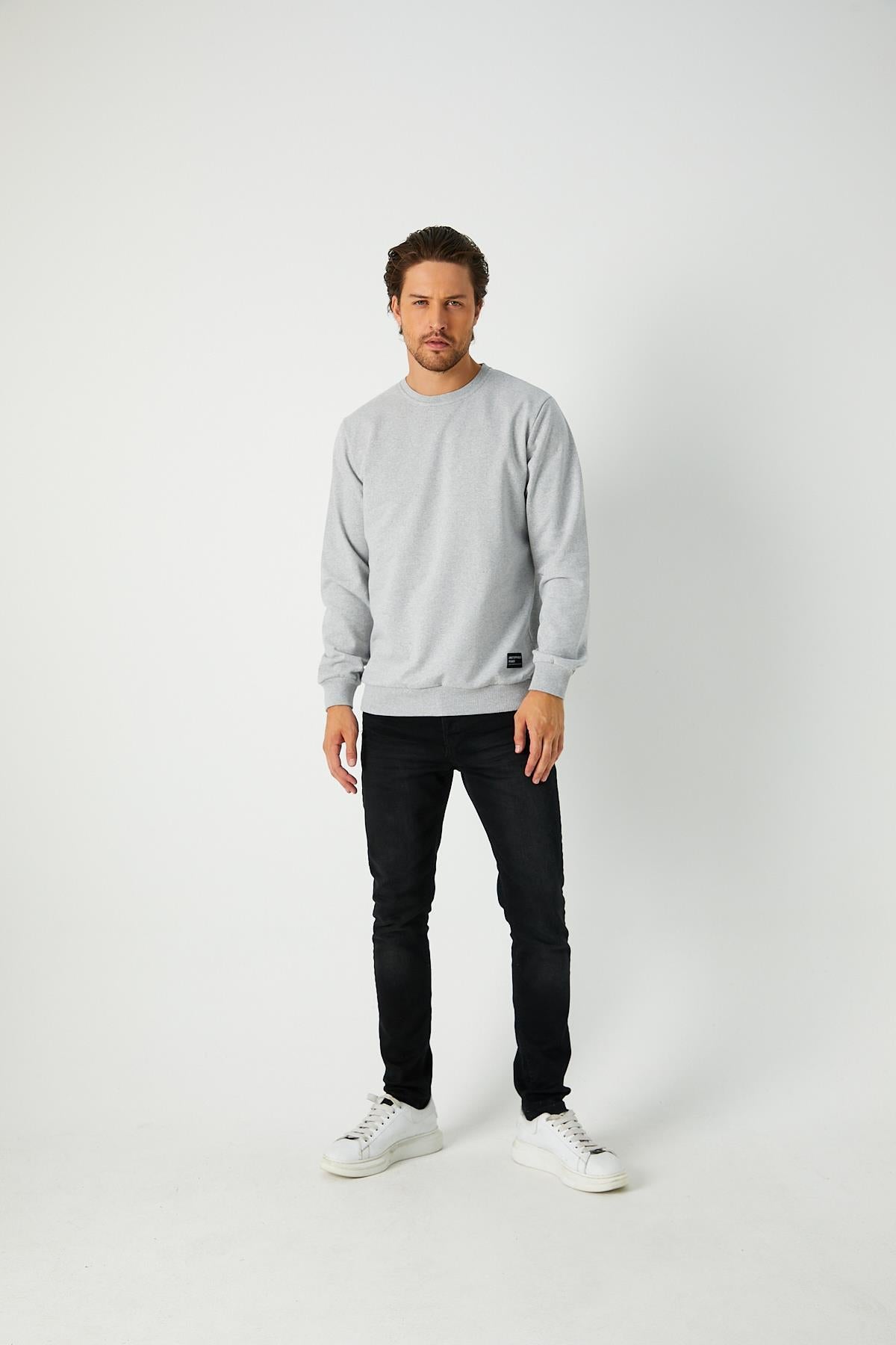 Erkek Gri Basic Bisiklet Yaka Regular Fit Normal Kesim 2 İplik Sweatshirt