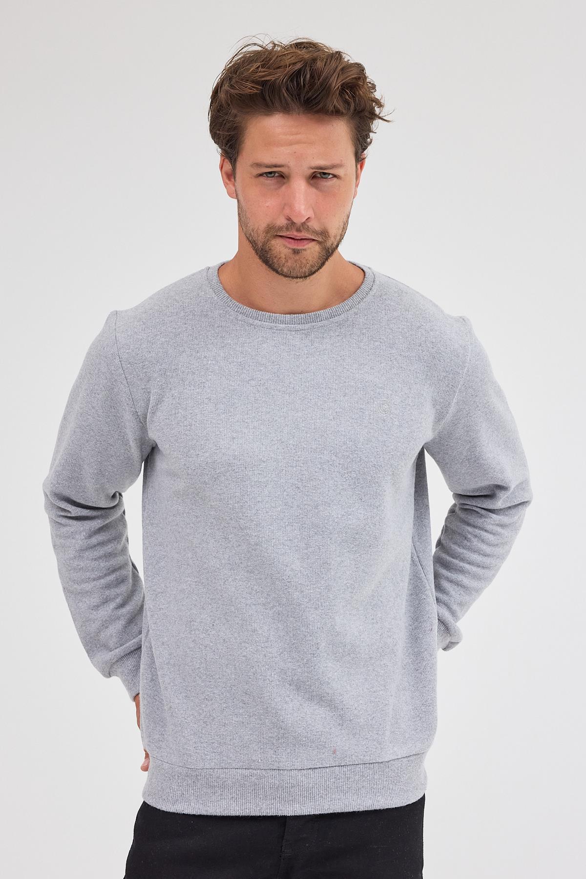 Erkek Gri Fit Normal Kesim Pamuklu Basic Bisiklet Yaka Sweatshirt