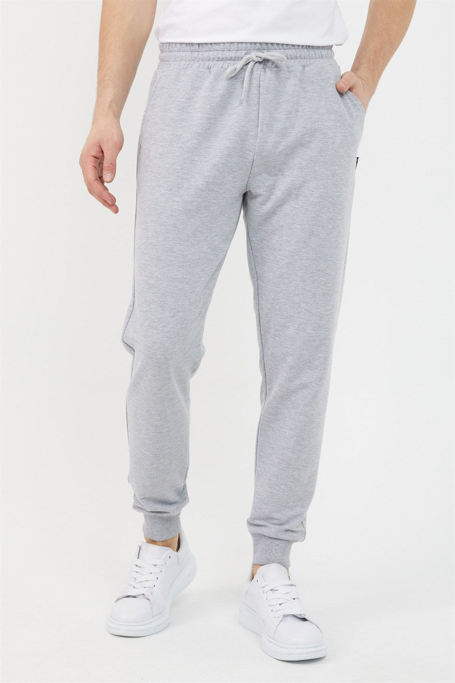 Erkek Regular Fit Rahat Kesim Beli Bağcıklı Jogger Cepli Lastikli Paça Gri Eşofman Altı