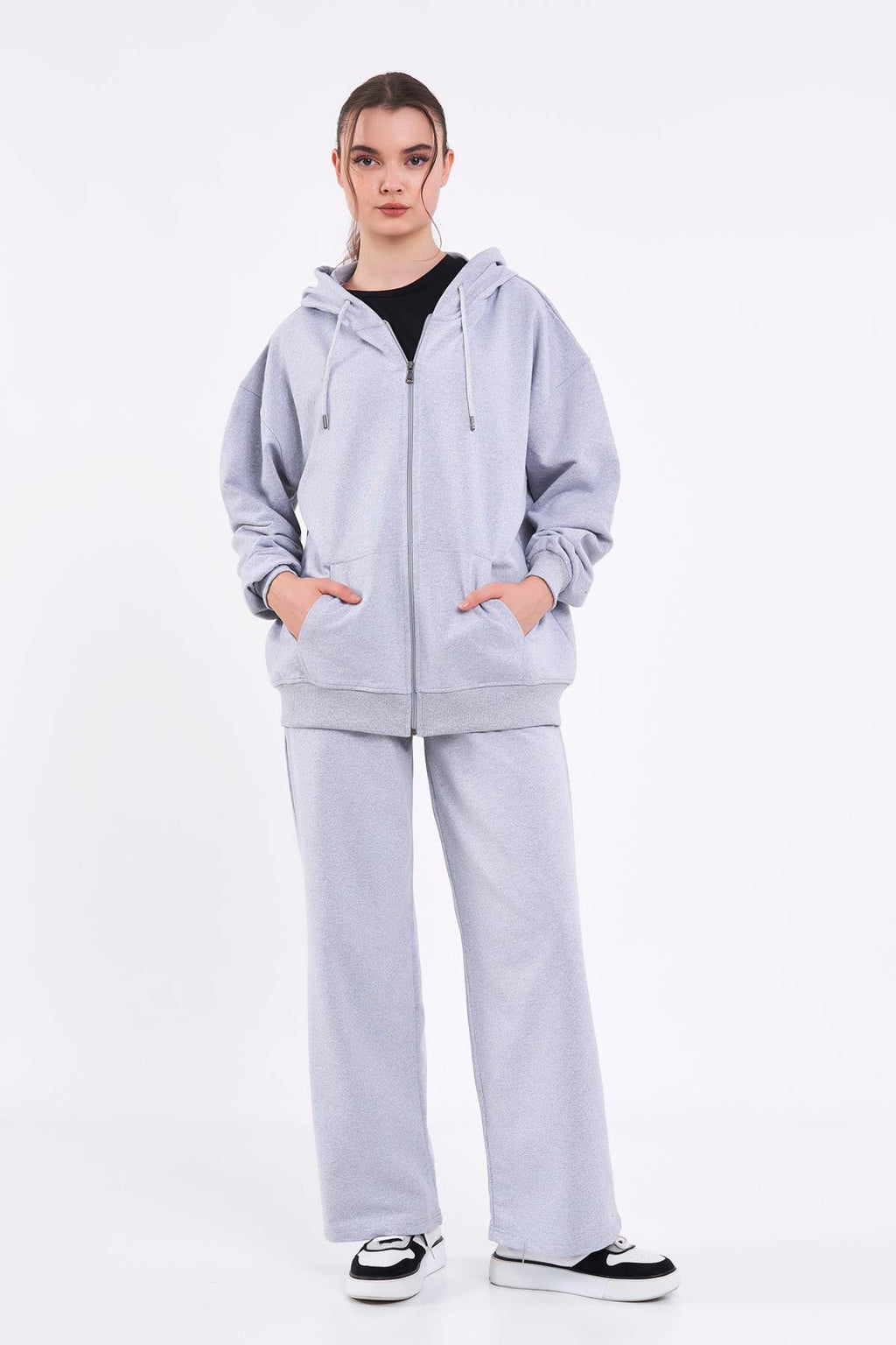 Kadın Gri Normal Kalıp Basic Beli Lastikli Kapüşonlu Oversize Mevsimlik Alt Üst Eşofman Takımı CMRE7367