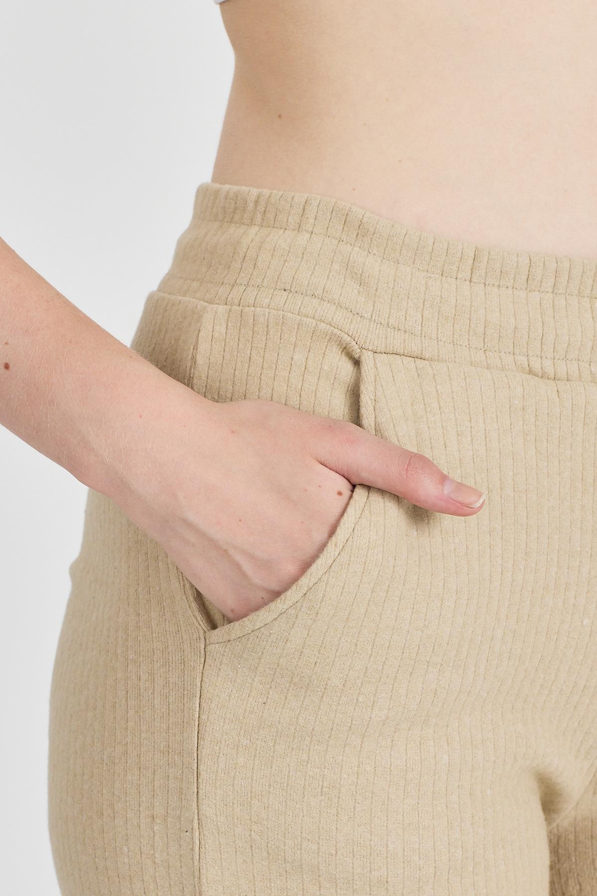 Kadın Bej Yüksek Bel Bol Paça Kaşkorse Fitilli Cepli Pantolon Eşofman Altı CMRB104