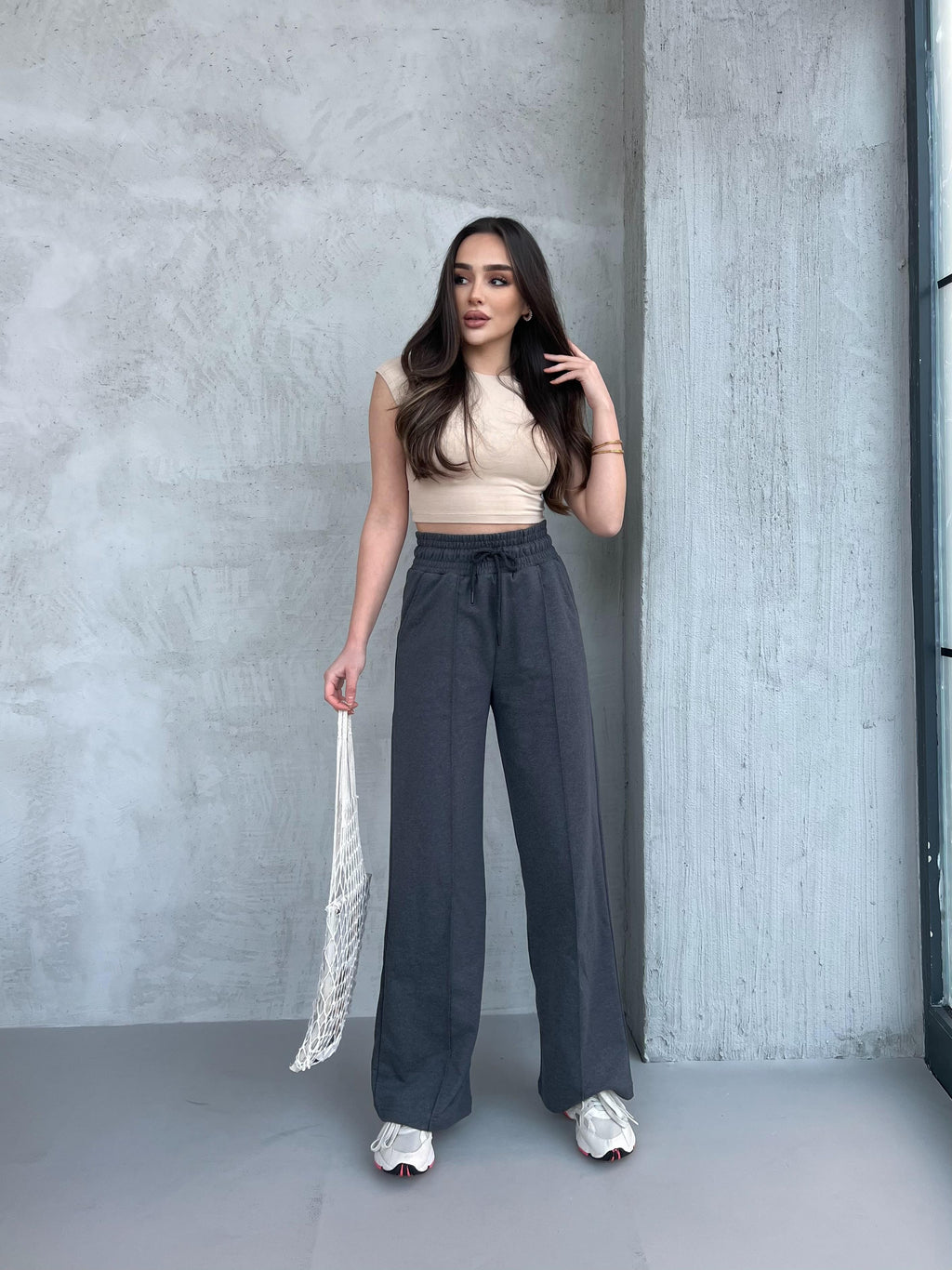 Siyah-Antrasit Kadın Mevsimlik Salaş Geniş Paça Yüksek Bel 2'li Eşofman AltıC MRB102