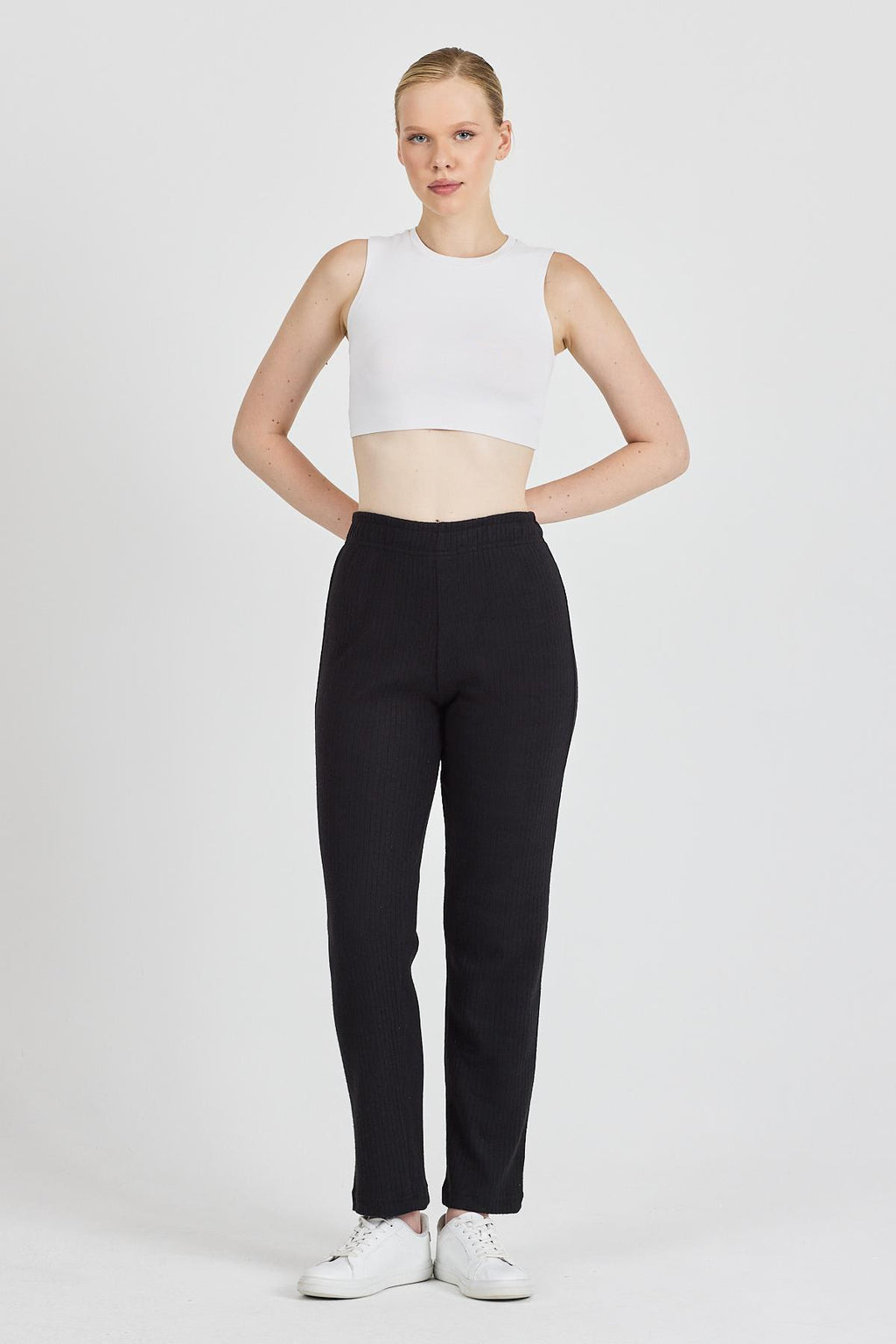 Kadın Siyah Yüksek Bel Fitilli Bol Paça Günlük İnce Eşofman Altı Pijama