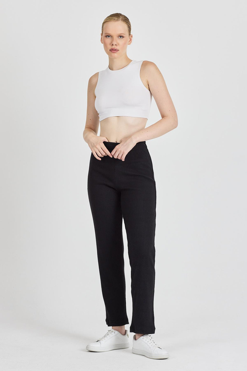 Kadın Siyah Yüksek Bel Fitilli Bol Paça Günlük İnce Eşofman Altı Pijama