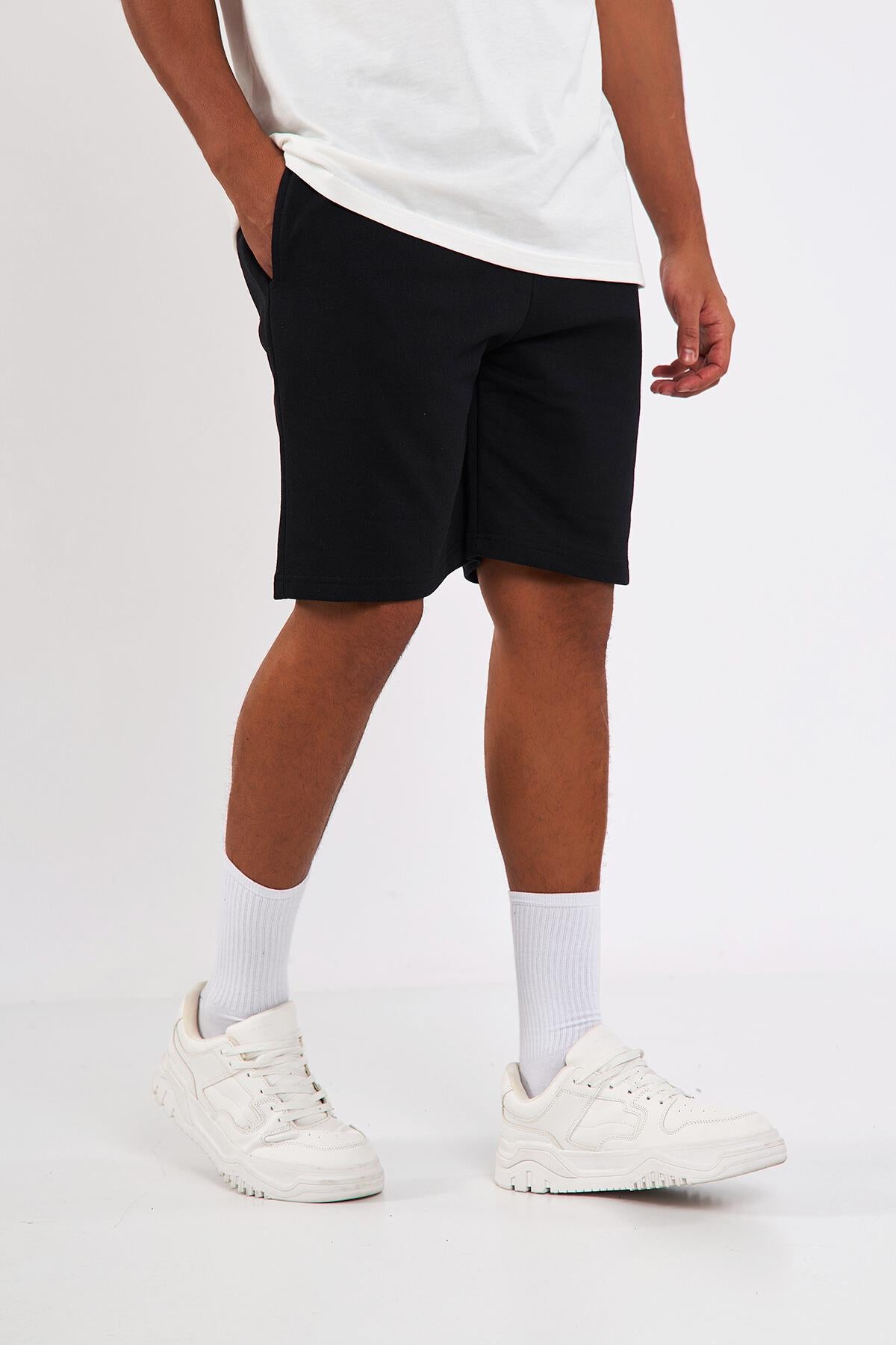 Regular Fit Yanları Cepli Rahat Kesim Erkek Şort