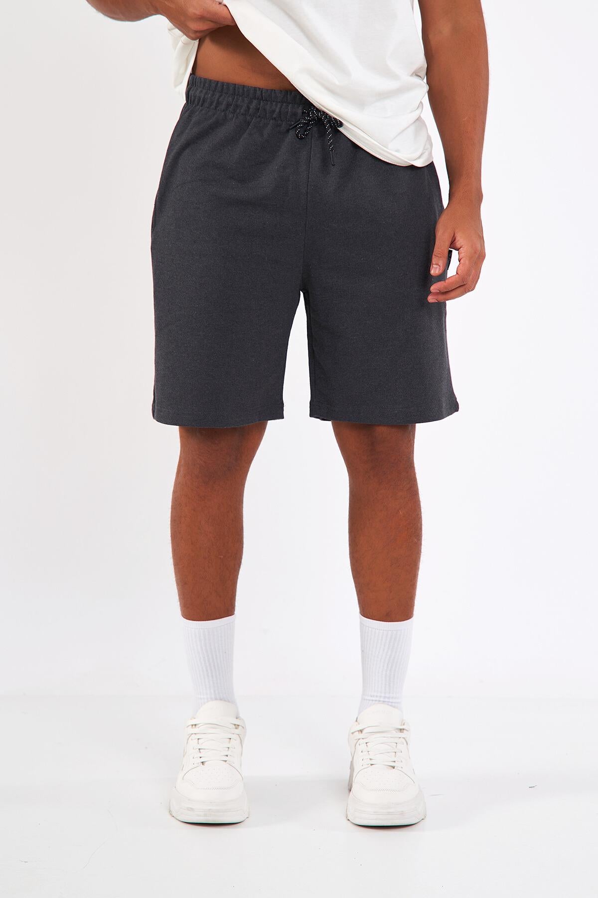 Regular Fit Yanları Cepli Rahat Kesim Erkek Şort